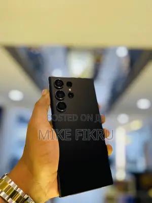 Photo - Samsung Galaxy S23 Ultra 256 GB Black