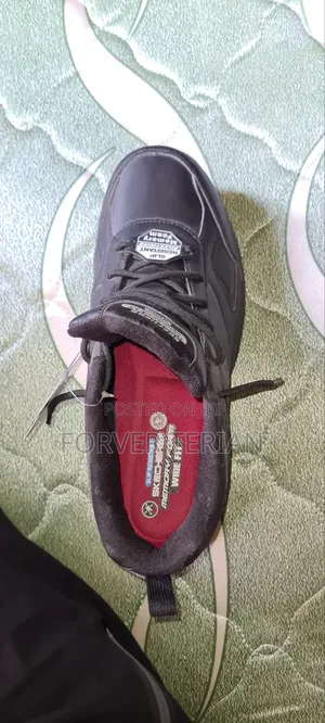 Skechers Work Relaxed Fit Dighton Sr: My New Work Shoes