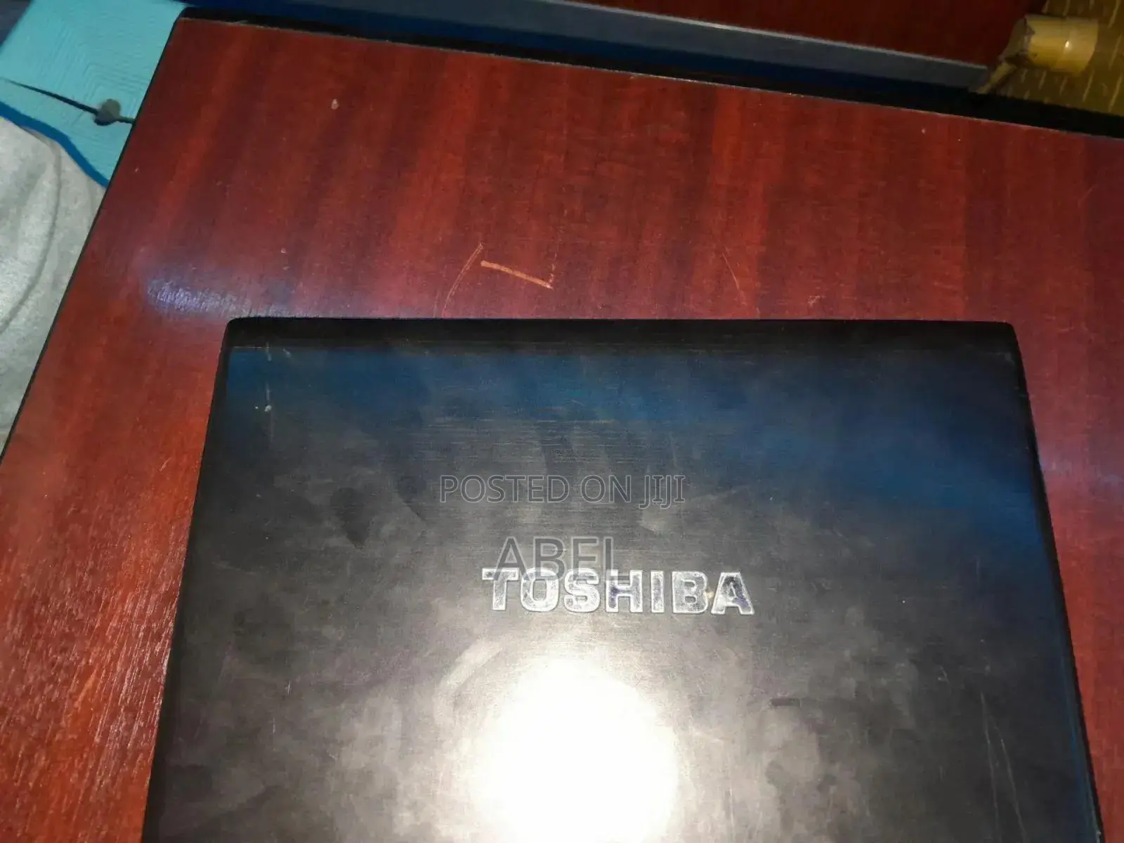 Laptop Toshiba Satellite C655D 4GB Intel Core I5 SSD 256GB