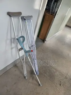 Axillary Bilateral Crutches考量crutches Medical Crutches朱槿crutches