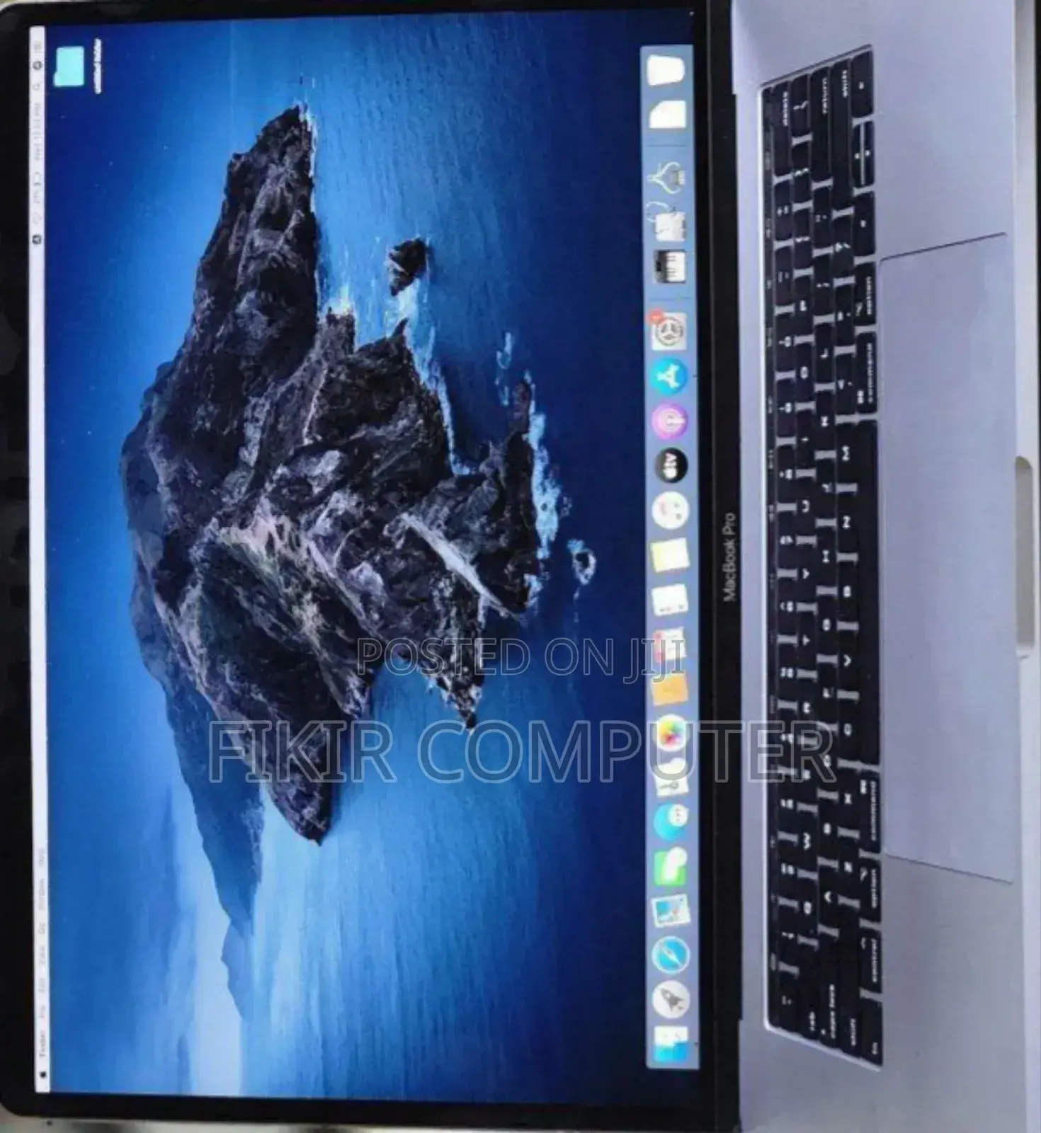 New Laptop Apple MacBook Pro 2019 16GB Intel Core I9 SSD 512GB
