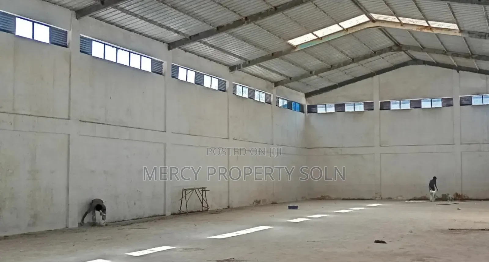 የሚከራይ መጋዘን ቃሊቲ አስፓልት ዳር በቂ ቢሮ ጋር