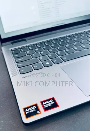 New Laptop Lenovo Yoga 7i 16GB AMD Ryzen 5 SSD 512GB