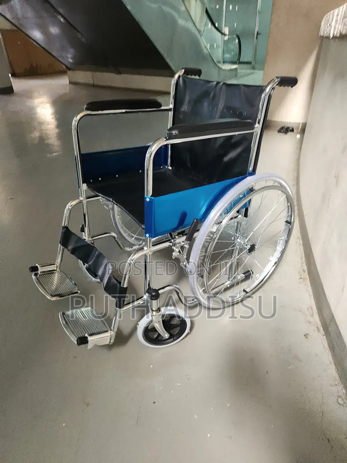 Wheelchair晞不medical Brand New Wheelchair泰銖wheelchair㫵沒wheelchair New