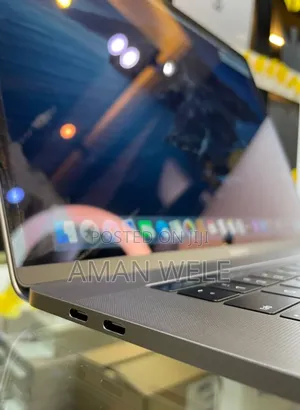 New Laptop Apple MacBook Pro 2019 16GB Intel Core I9 SSD 1T