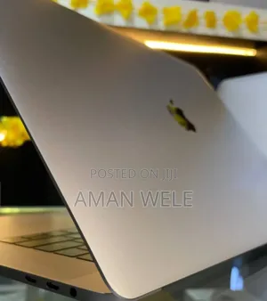 New Laptop Apple MacBook Pro 2019 16GB Intel Core I9 SSD 1T