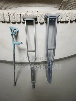 Axillary Bilateral Crutches協議bilateral Axillary Crutches映照axillary New