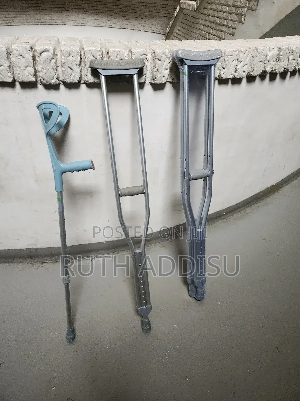 Crutches Medical Axillary Crutches昲了crutches昧較axillary Bilateral Crutc
