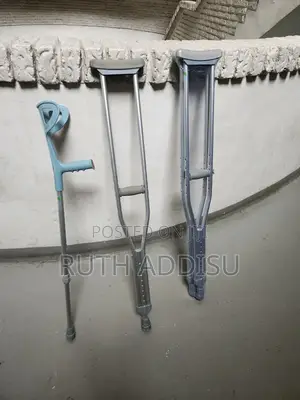Crutches Medical Axillary Crutches昲了crutches昧較axillary Bilateral Crutc
