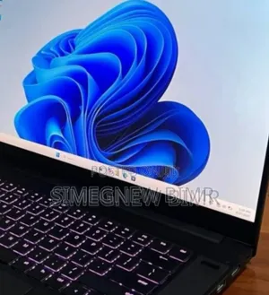 New Laptop Razer Blade 16GB Intel Core i7 SSD 512GB