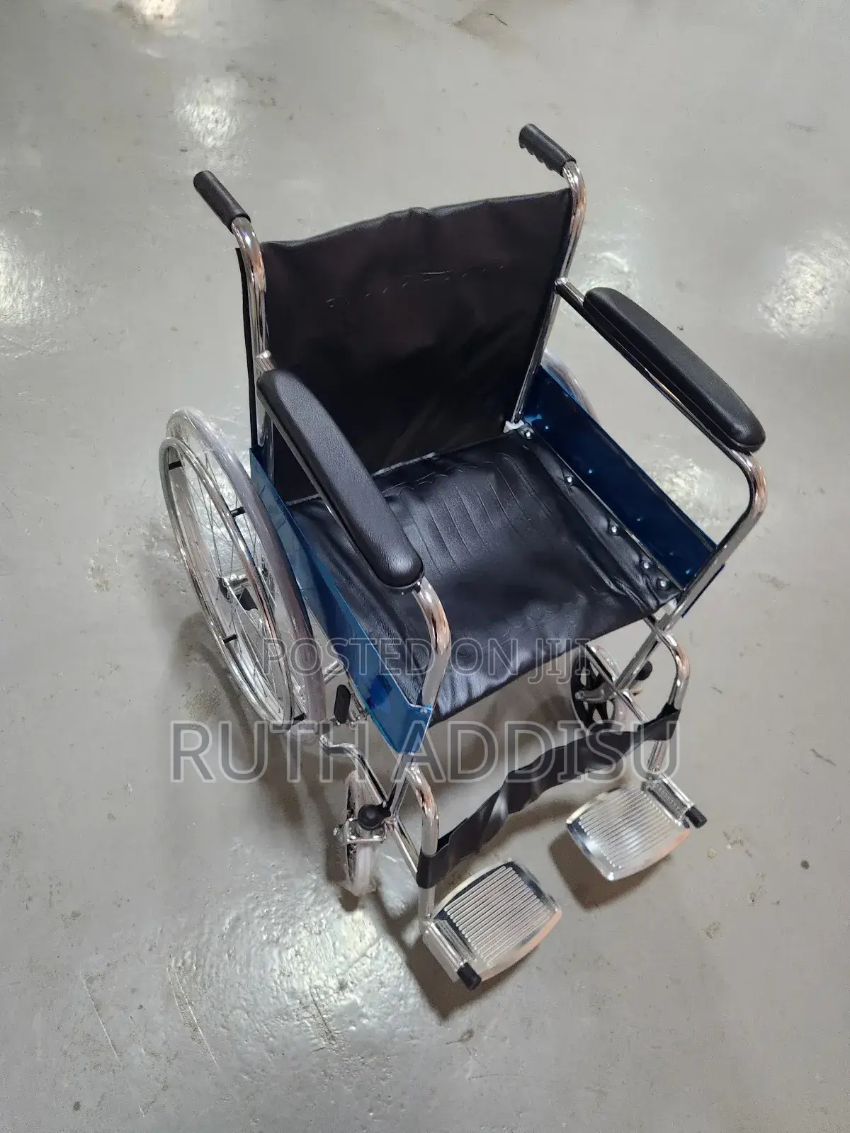 Foldable Wheelchair㫵我medical Almunium Wheelchair旯了wheelchair New