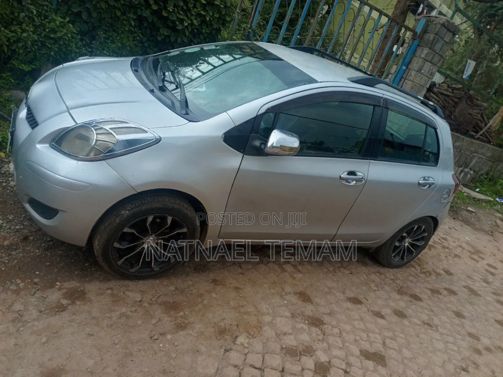 Toyota Yaris 2009 Silver