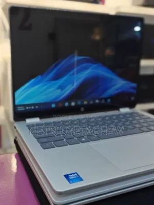 New Laptop HP OmniBook 5 Flip 8GB Intel Core I5 SSD 512GB