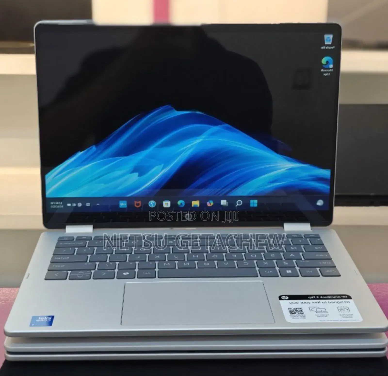 New Laptop HP OmniBook 5 Flip 8GB Intel Core I5 SSD 512GB