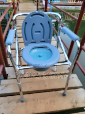 Photo - Toilet Chair寸桥elderly, Safe Toilet Stool - 150 Kg西⩩Pot Chair