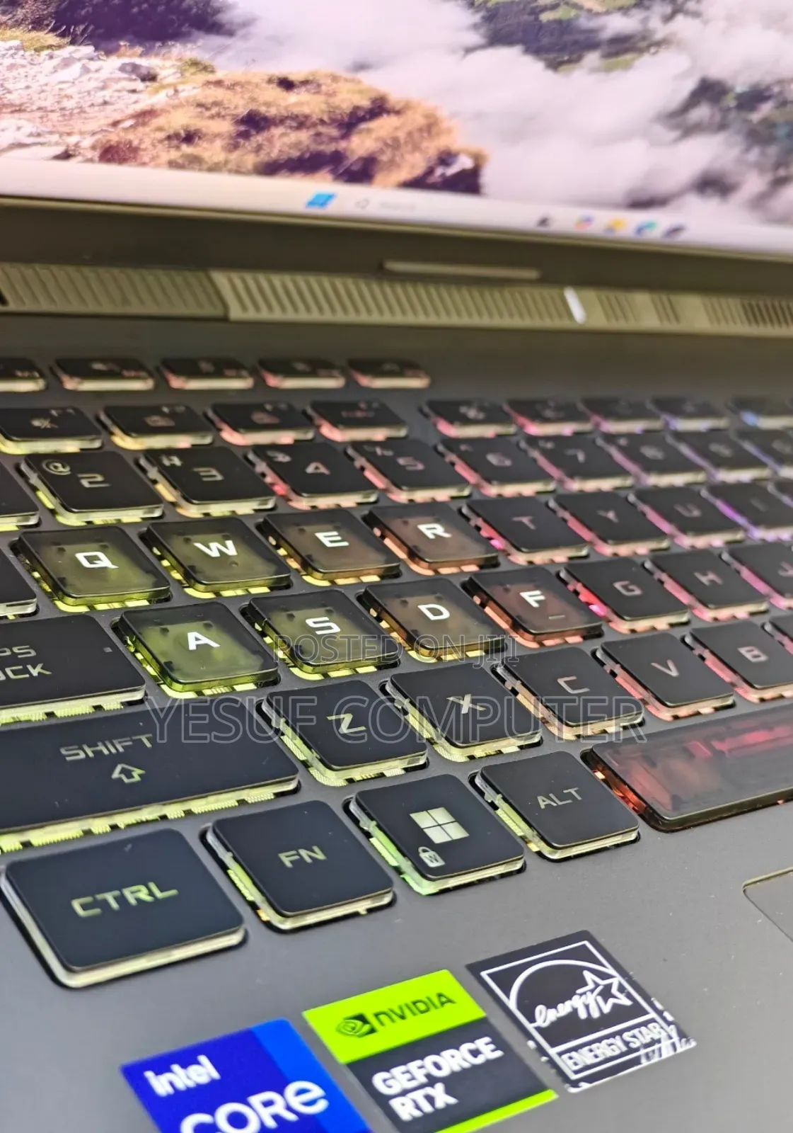 New Laptop Asus ROG Strix G15 16GB Intel Core i9 SSD 1T