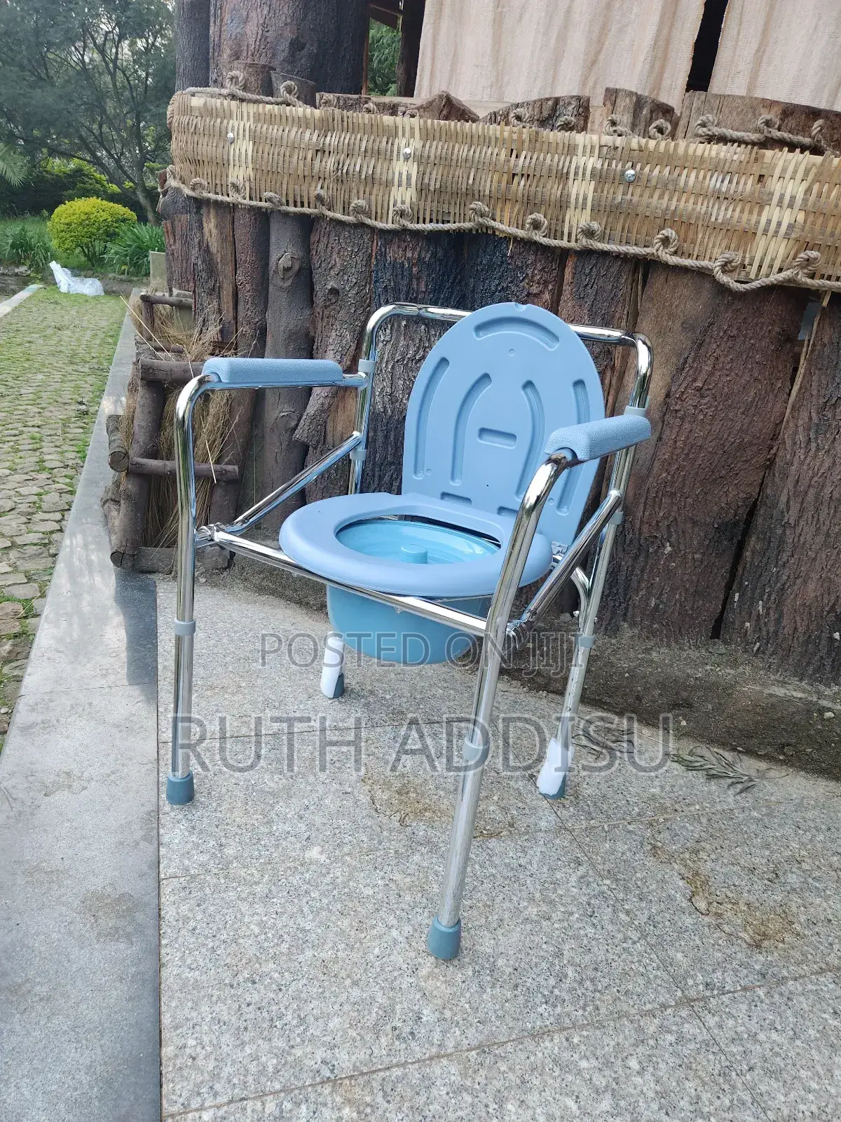 Adjustable Height Commode Chair肋肉toilet Chair協會commode Chair New