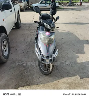 TVS King Cargo 2023 Silver