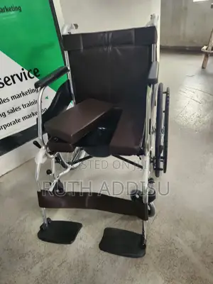 Photo - Wheelchair知情medical Wheelchair考慮toilet Wheelchair協調wheelchair Almunium