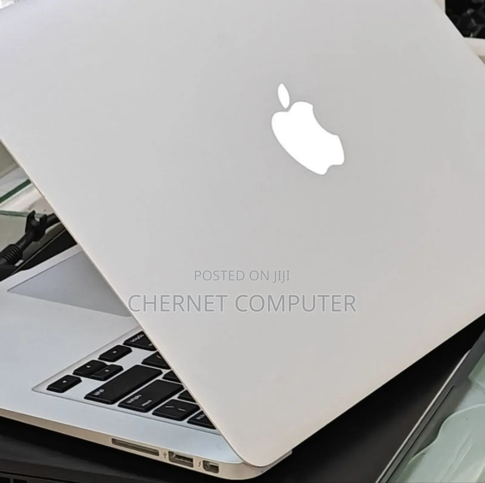 New Laptop Apple MacBook Air 2017 8GB Intel Core I5 SSD 256GB