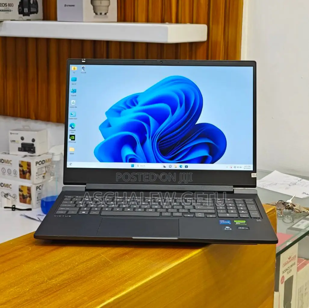 New Laptop HP Victus 16 16GB Intel Core I7 SSD 1T