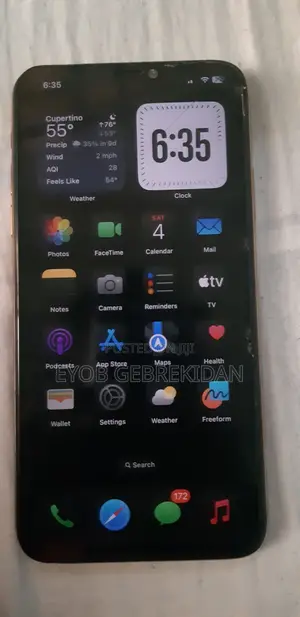 Photo - Apple iPhone 11 Pro Max 64 GB Gold