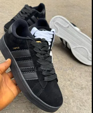 Photo - Adidas Campus 00s