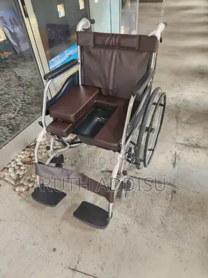 Wheelchair寄出foldable Commode Wheelchair忝呀wheelchair映射wheelchair New