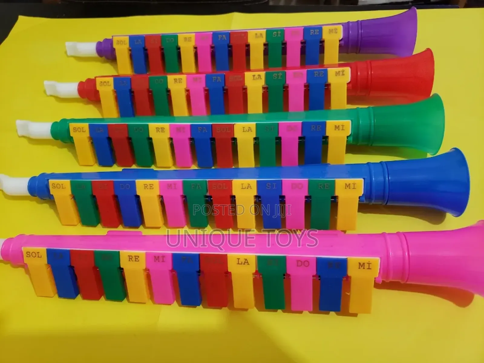 Colorful Melodica Flute Toy – 13 Keys of Musical Fun!
