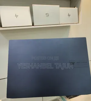 New Laptop Asus VivoBook F512DA 20GB Intel Core I7 SSD 512GB