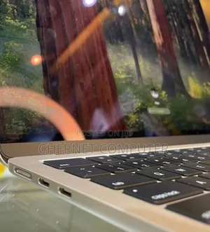 Laptop Apple MacBook Air 2023 M2 8GB SSD 256GB