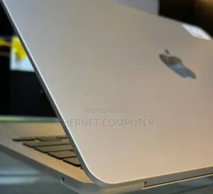 Laptop Apple MacBook Air 2023 M2 8GB SSD 256GB