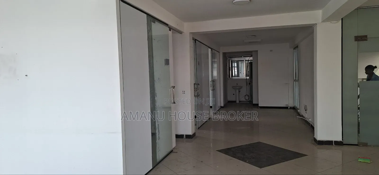 Breaking News Urgent Office for Rent 69sqm at 39,100birr Call Now