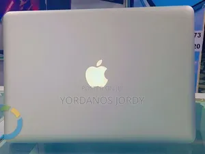 Photo - New Laptop Apple MacBook Pro 2018 8GB Intel Core I5 SSD 1T