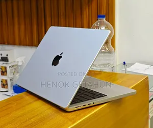 Photo - New Laptop Apple MacBook Pro M1 16GB Apple M1 SSD 1T