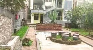 7bdrm House in Bole for rent