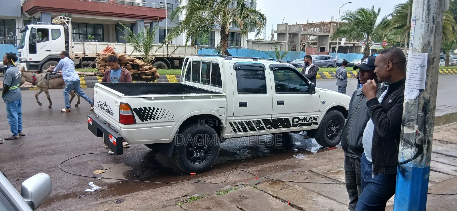 Isuzu Trooper 2001 White