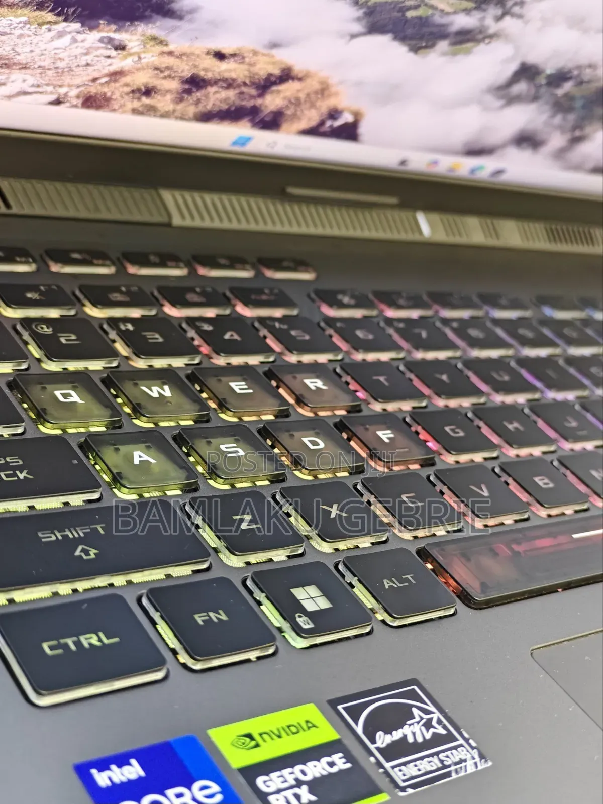 New Laptop Asus ROG Strix G15 16GB Intel Core I9 SSD 1T