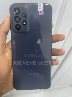 Photo - Samsung Galaxy A23 5G 128 GB Black