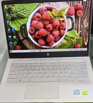 New Laptop HP Pavilion 15 8GB Intel Core I5 SSD 128GB