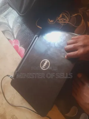 Laptop Dell Inspiron 15 8GB Intel Core I5 HDD 500GB