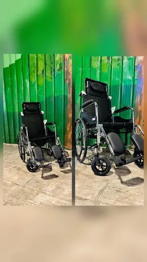 Photo - Toilet Wheelchair 手wheelchair田wheelchair 山wheelchair 山wheelchair 水whee