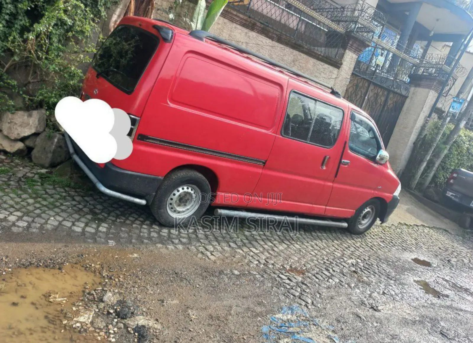 Toyota HiAce 2008 Red