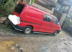 Toyota HiAce 2008 Red