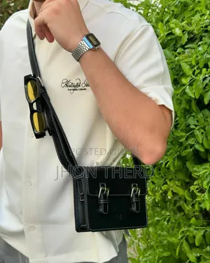 Photo - Outfit Changer