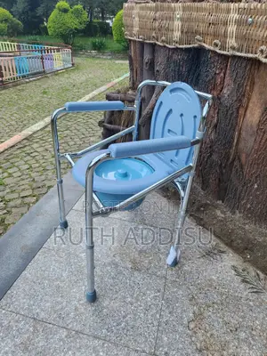 Commode Chair爽快toilet Chair丸緩basic for Ealderly Commode Chair Medical