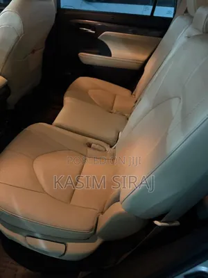 Toyota Highlander Hybrid 2024 Silver