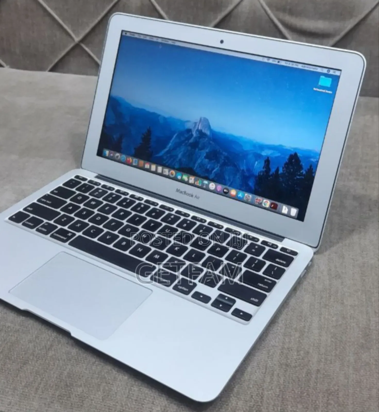 New Laptop Apple MacBook Air 2015 4GB Intel Core I5 SSD 128GB