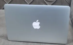 New Laptop Apple MacBook Air 2015 4GB Intel Core I5 SSD 128GB