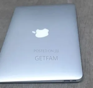 New Laptop Apple MacBook Air 2015 4GB Intel Core I5 SSD 128GB